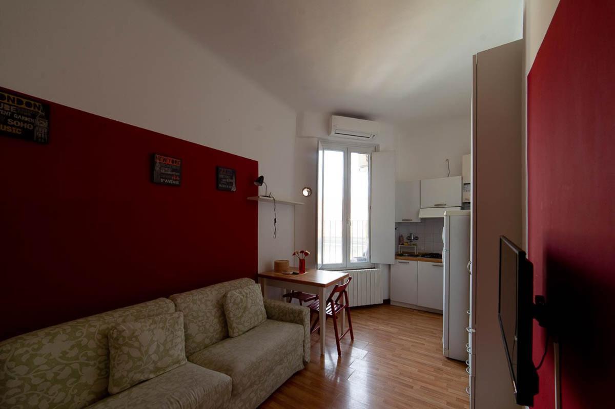 Hbhall Navigli 21 Milaan Buitenkant foto